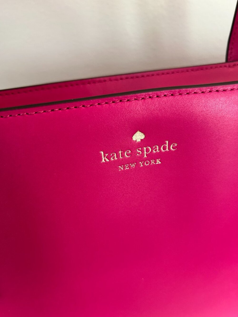 Kate Spade Emilia Large Tote NEVER USED deep magenta gold hardware topzip tassel - Picture 3 of 14